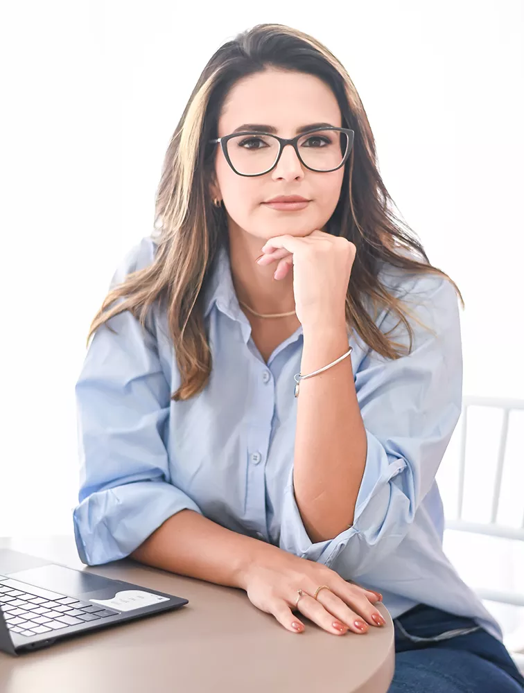 Letícia Monteiro Advogada